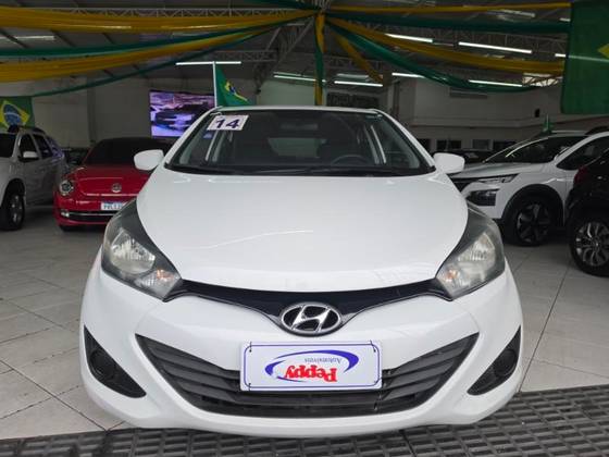 HYUNDAI HB20 1.0 COMFORT 12V FLEX 4P MANUAL HYUNDAI HB20 1.0 COMFORT 12V FLEX 4P MANUAL